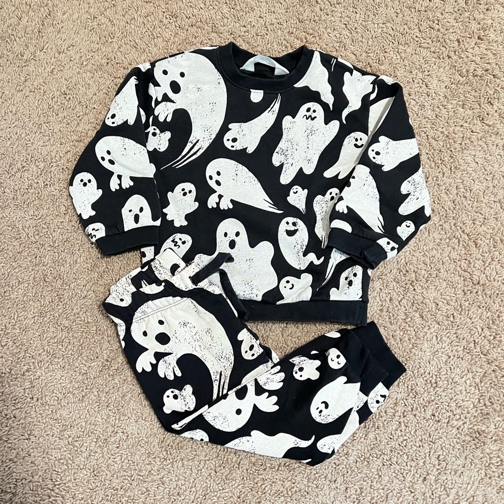 NWOT H&M ghost AOP sweater & jogger coord set